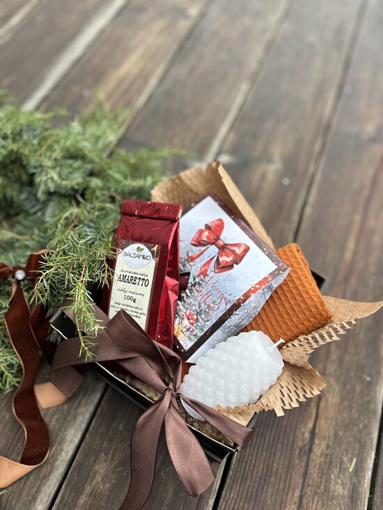 Ziemassvētku čiekuriņš