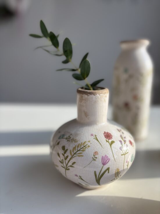 Pavasara vāzīte mazā